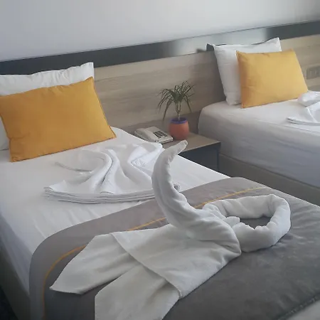 Elisa Hotel Ayvalik